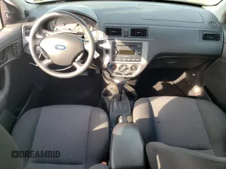 2007 Ford Focus S with VIN 1FAHP37N67W268162, listed as a Copart auction lot 71736384 with 69,391 mi miles and Salvage Title. Bid and sale history available at DreamBid. Image 8.