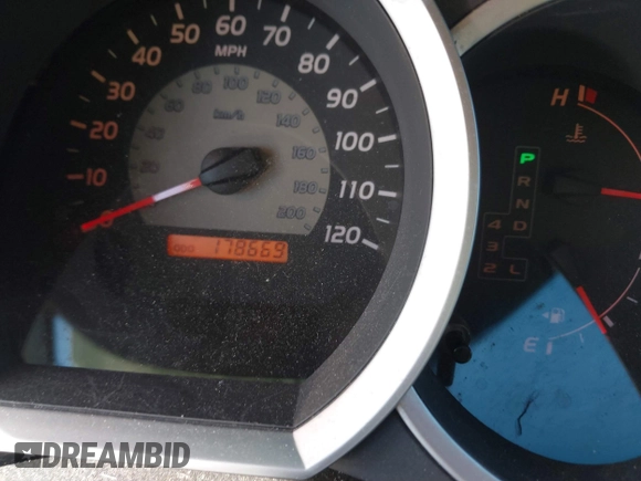 2009 Toyota Tacoma with VIN 5TEUU42N89Z650911, listed as a IAAI auction lot 41580270 with 178,669 mi miles. Bid and sale history available at carsss.com. Image 15.