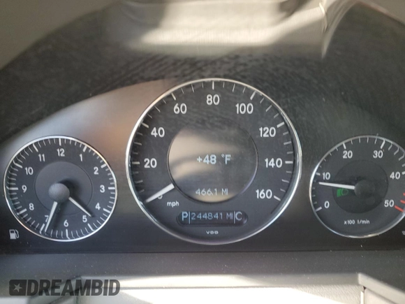 2005 Mercedes-Benz E-Class 3.2L CDI with VIN WDBUF26J15A746453, listed as a Copart auction lot 85249494 with 244,841 mi miles and Clean Title. Bid and sale history available at carsss.com. Image 9.