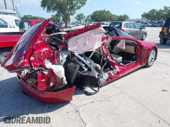 2016 Tesla Model S 90D with VIN 5YJSA1E27GF167442, listed as a IAAI auction lot 41989371 with Not Provided miles and . Bid and sale history available at DreamBid. Image 4.