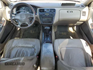 2000 Honda Accord EX z VIN 1HGCG165XYA098317, wystawiony jako Copart lot #57246705 z przebiegiem 242 166 mil mil oraz Szkoda całkowita • Salvage title. Historia ofert i sprzedaży dostępna na DreamBid. Obrazek 8.