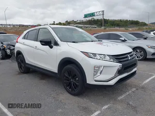 2018 Mitsubishi Eclipse Cross LE z VIN JA4AT4AA0JZ058949, wystawiony jako IAAI lot #42116544 z przebiegiem 51 517 mil mil oraz . Historia ofert i sprzedaży dostępna na DreamBid. Obrazek 1.