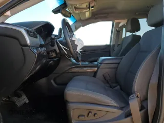 2016 Chevrolet Suburban LS with VIN 1GNSKGKC0GR464308, listed as a Copart auction lot 46694305 with 174,930 mi miles and Salvage Title. Bid and sale history available at carsss.com. Image 7.