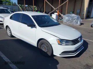 2015 Volkswagen Jetta S с VIN 3VW2K7AJ9FM297260, выставлен на аукционе IAAI как лот 42221434 с пробегом 121 378 миль миль и . История ставок и продаж доступна на DreamBid. Изображение 1.