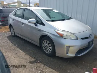 2013 Toyota Prius with VIN JTDKN3DP5D3037150, listed as a IAAI auction lot 41982511 with 172,277 mi miles and . Bid and sale history available at DreamBid. Image 1.
