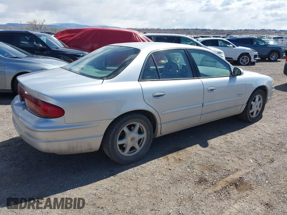 2000 Buick Regal LS with VIN 2G4WB55K8Y1345235, listed as a IAAI auction lot 41782044 with 117,806 mi miles. Bid and sale history available at carsss.com. Image 4.