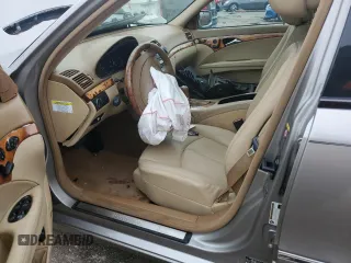 2009 Mercedes-Benz E 350 with VIN WDBUH87XX9B438035, listed as a Copart auction lot 81845833 with Not Provided miles and Non Repairable. Bid and sale history available at DreamBid. Image 7.