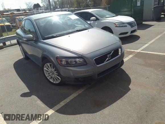 2008 Volvo C30 Version 1.0 with VIN YV1MK672982069396, listed as a IAAI auction lot 41932290 with 85,104 mi miles and . Bid and sale history available at DreamBid. Image 1.
