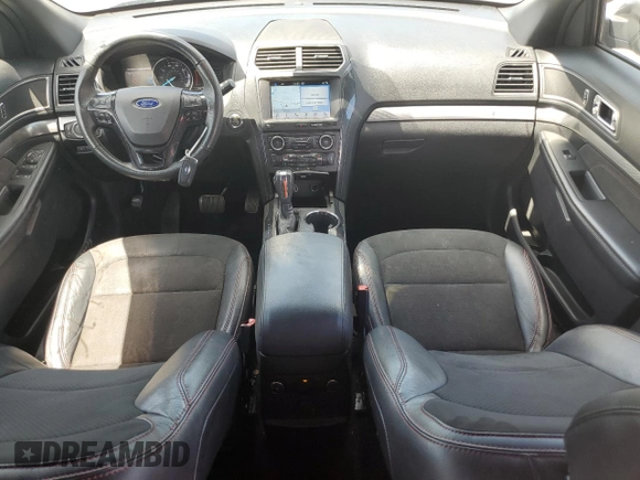 2018 Ford Explorer XLT with VIN 1FM5K7D81JGA12252, listed as a Copart auction lot 52372855 with 120,247 mi miles and Salvage Title. Bid and sale history available at DreamBid. Image 8.