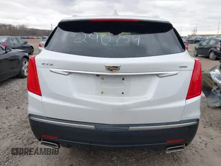 2019 Cadillac XT5 Premium Luxury FWD z VIN 1GYKNERS1KZ290754, wystawiony jako IAAI lot #41816074 z przebiegiem 91 585 mil mil oraz . Historia ofert i sprzedaży dostępna na DreamBid. Obrazek 16.