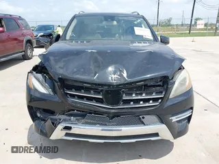 2014 Mercedes-Benz M with VIN 4JGDA7DBXEA291980, listed as a IAAI auction lot 42161942 with 121,341 mi miles. Bid and sale history available at carsss.com. Image 6.