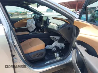 2025 Lexus RX 350 с VIN 2T2BAMBA3SC056425, выставлен на аукционе IAAI как лот 42394984 с пробегом 7 369 миль миль и . История ставок и продаж доступна на DreamBid. Изображение 5.
