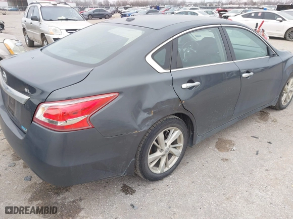 2013 Nissan Altima 2.5 SL with VIN 1N4AL3AP0DC201867, listed as a IAAI auction lot 41485740 with 100,173 mi miles. Bid and sale history available at carsss.com. Image 6.