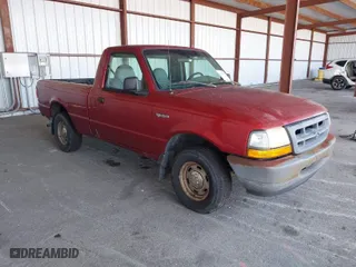 1998 Ford Ranger XL with VIN 1FTYR10C6WUB04132, listed as a IAAI auction lot 41631595 with 170,948 mi miles. Bid and sale history available at carsss.com. Image 1.