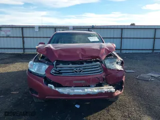 2009 Toyota Highlander with VIN JTEES41A792122799, listed as a IAAI auction lot 41707918 with 226,155 mi miles. Bid and sale history available at carsss.com. Image 12.