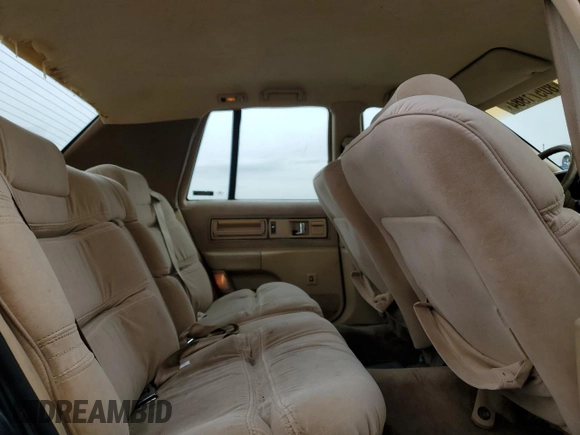 1992 Buick Roadmaster Ltd with VIN 1G4BT5372NR429421, listed as a Copart auction lot 80571884 with 241,640 mi miles and Non Repairable. Bid and sale history available at DreamBid. Image 10.