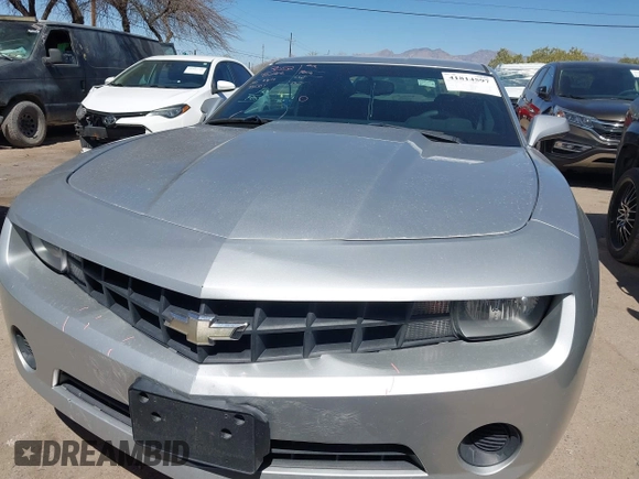 2011 Chevrolet Camaro 2LS z VIN 2G1FA1ED5B9154603, wystawiony jako IAAI lot #41814597 z przebiegiem 102 267 mil mil oraz . Historia ofert i sprzedaży dostępna na DreamBid. Obrazek 12.