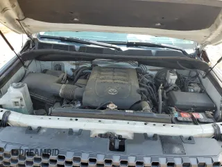 2019 Toyota Tundra SR with VIN 5TFTY5F18KX010661, listed as a Copart auction lot 62647095 with 181,713 mi miles and Salvage title. Bid and sale history available at DreamBid. Image 11.