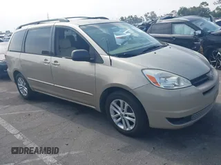 2005 Toyota Sienna CE z VIN 5TDZA23C75S326744, wystawiony jako IAAI lot #42503968 z przebiegiem 374 463 mil mil oraz . Historia ofert i sprzedaży dostępna na DreamBid. Obrazek 1.