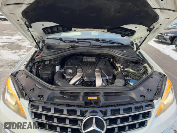 2014 Mercedes-Benz M 550 with VIN 4JGDA7DB0EA408983, listed as a Copart auction lot 42161095 with 115,482 mi miles and Clean Title. Bid and sale history available at carsss.com. Image 8.