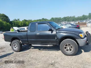1999 Toyota Tacoma PreRunner with VIN 4TASN92N4XZ566820, listed as a IAAI auction lot 42583069 with 283,325 mi miles and . Bid and sale history available at DreamBid. Image 14.