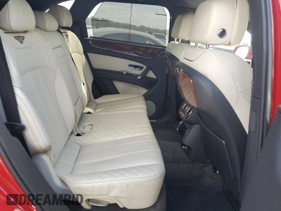 2017 Bentley Bentayga W12 z VIN SJAAC2ZV1HC014037, wystawiony jako Copart lot #73797634 z przebiegiem Nie podano mil oraz Szkoda całkowita • Salvage title. Historia ofert i sprzedaży dostępna na DreamBid. Obrazek 11.
