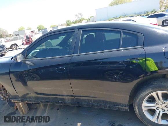 2019 Dodge Charger SXT with VIN 2C3CDXBG5KH713354, listed as a IAAI auction lot 41880772 with 133,408 mi miles. Bid and sale history available at carsss.com. Image 15.