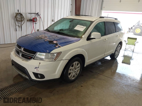 2019 Dodge Journey SE with VIN 3C4PDCBBXKT835029, listed as a IAAI auction lot 42120482 with 130,282 mi miles and . Bid and sale history available at DreamBid. Image 2.