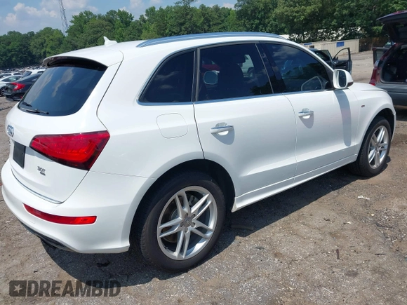 2015 Audi Q5 Premium Plus with VIN WA1DGAFP8FA030464, listed as a IAAI auction lot 42522003 with 111,661 mi miles and . Bid and sale history available at DreamBid. Image 4.