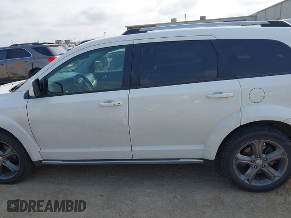 2017 Dodge Journey Crossroad Plus with VIN 3C4PDCGG7HT522646, listed as a IAAI auction lot 42300691 with 183,131 mi miles and . Bid and sale history available at DreamBid. Image 14.