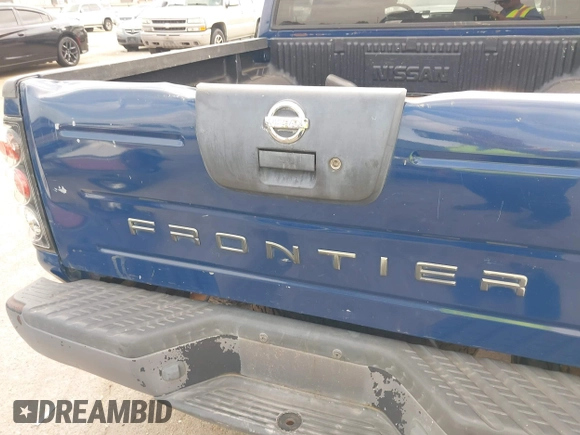 2002 Nissan Frontier SE z VIN 1N6ED27T12C373553, wystawiony jako IAAI lot #42064112 z przebiegiem 230 908 mil mil oraz . Historia ofert i sprzedaży dostępna na DreamBid. Obrazek 6.