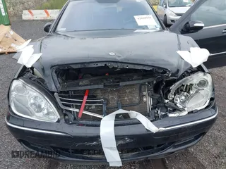 2005 Mercedes-Benz S-Class 5.0L with VIN WDBNG84J15A455944, listed as a IAAI auction lot 42020939 with 111,672 mi miles. Bid and sale history available at carsss.com. Image 6.