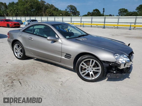 2007 Mercedes-Benz SL 550 z VIN WDBSK71F87F124375, wystawiony jako Copart lot #55126305 z przebiegiem 48 777 mil mil oraz Szkoda całkowita • Salvage title. Historia ofert i sprzedaży dostępna na DreamBid. Obrazek 4.