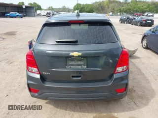 2019 Chevrolet Trax LS with VIN 3GNCJKSB4KL178849, listed as a IAAI auction lot 42006284 with 31,205 mi miles. Bid and sale history available at carsss.com. Image 16.