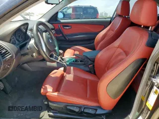 2008 BMW 1 Series 128i с VIN WBAUP735X8VF06608, выставлен на аукционе Copart как лот 57215505 с пробегом 134 991 миль миль и Списание • Salvage title. История ставок и продаж доступна на DreamBid. Изображение 7.