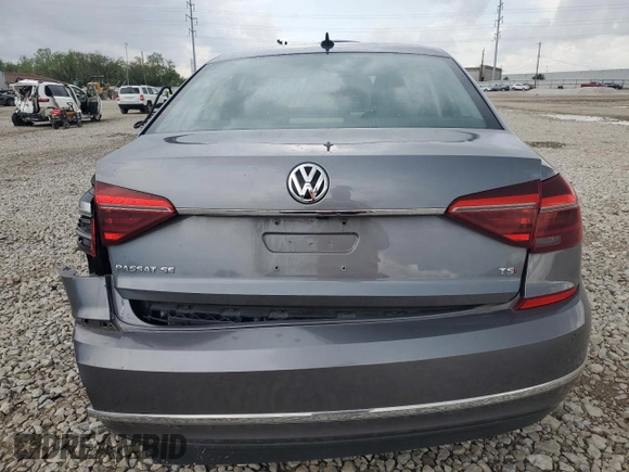 2017 Volkswagen Passat SE z VIN 1VWGT7A3XHC053786, wystawiony jako Copart lot #55421435 z przebiegiem 90 878 mil mil oraz Szkoda całkowita • Salvage title. Historia ofert i sprzedaży dostępna na DreamBid. Obrazek 6.