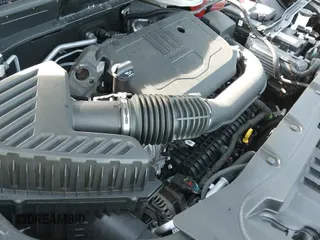 2023 Chevrolet Blazer LT z VIN 3GNKBHR40PS217839, wystawiony jako IAAI lot #42320815 z przebiegiem 6 646 mil mil oraz . Historia ofert i sprzedaży dostępna na DreamBid. Obrazek 20.