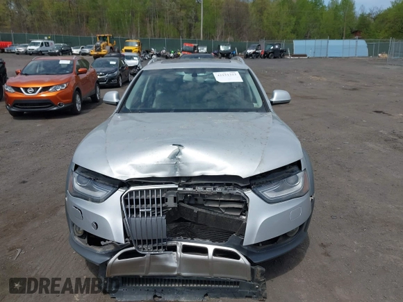 2013 Audi allroad A4 Premium z VIN WA19FAFLXDA194947, wystawiony jako IAAI lot #42151323 z przebiegiem 124 527 mil mil oraz . Historia ofert i sprzedaży dostępna na DreamBid. Obrazek 12.