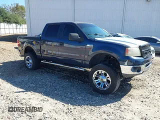 2006 Ford F-150 XLT with VIN 1FTRW12W66KC29356, listed as a IAAI auction lot 40590959 with 178,353 mi miles. Bid and sale history available at carsss.com. Image 1.