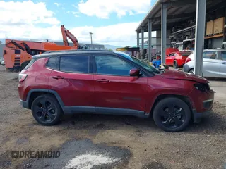 2021 Jeep Compass Latitude z VIN 3C4NJCBB0MT510361, wystawiony jako IAAI lot #42283289 z przebiegiem 37 468 mil mil oraz . Historia ofert i sprzedaży dostępna na DreamBid. Obrazek 14.