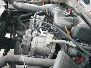 2005 Chevrolet Silverado 1500 Work Truck с VIN 1GCEC19X45Z250878, выставлен на аукционе IAAI как лот 39680172 с пробегом 174 798 миль миль и . История ставок и продаж доступна на DreamBid. Изображение 11.