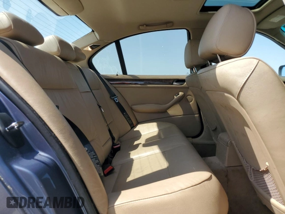 2003 BMW 3 Series 325xi with VIN WBAEU33403PM53022, listed as a Copart auction lot 59315105 with 144,532 mi miles and Salvage title. Bid and sale history available at DreamBid. Image 10.