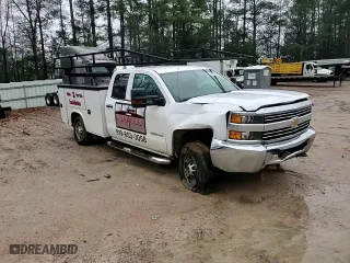 2016 Chevrolet Silverado 2500HD Work Truck with VIN 1GB2CUEG5GZ257579, listed as a Copart auction lot 43967905 with 151,596 mi miles and Salvage Title. Bid and sale history available at carsss.com. Image 10.