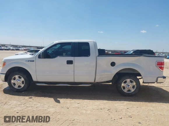 2013 Ford F-150 XL z VIN 1FTEX1CM4DFC79980, wystawiony jako IAAI lot #41882064 z przebiegiem 62 304 mil mil oraz . Historia ofert i sprzedaży dostępna na DreamBid. Obrazek 14.