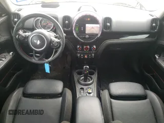 2020 MINI Countryman Cooper S with VIN WMZYW7C09L3M12300, listed as a Copart auction lot 84669534 with 58,338 mi miles and Clean title. Bid and sale history available at DreamBid. Image 8.