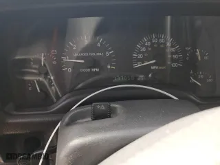 1999 Jeep Cherokee Sport with VIN 1J4FF68S1XL671309, listed as a Copart auction lot 48005485 with 177,658 mi miles and Salvage Title. Bid and sale history available at carsss.com. Image 9.