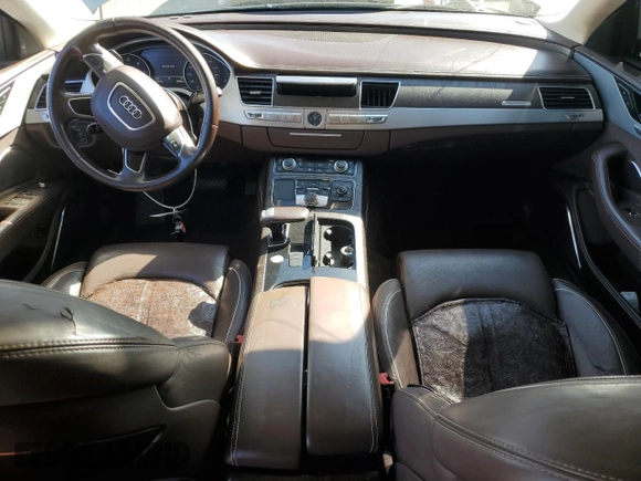 2012 Audi A8 z VIN WAURVAFD7CN023286, wystawiony jako Copart lot #56594745 z przebiegiem 199 443 mil mil oraz Czysty tytuł • Clean title. Historia ofert i sprzedaży dostępna na DreamBid. Obrazek 8.