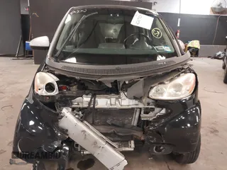 2010 Smart fortwo Pure with VIN WMEEJ3BA7AK402342, listed as a IAAI auction lot 42417829 with 38,225 mi miles and . Bid and sale history available at DreamBid. Image 6.