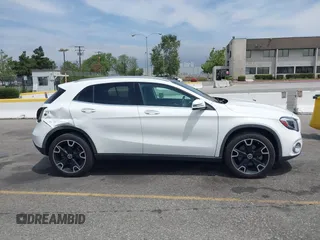 2019 Mercedes-Benz GLA 250 z VIN WDCTG4EB9KJ550931, wystawiony jako IAAI lot #42223075 z przebiegiem 86 012 mil mil oraz . Historia ofert i sprzedaży dostępna na DreamBid. Obrazek 14.