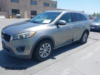 2016 Kia Sorento LX with VIN 5XYPG4A51GG077296, listed as a IAAI auction lot 42385823 with 137,076 mi miles and . Bid and sale history available at DreamBid. Image 17.